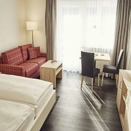 Solaria Hotel 3*